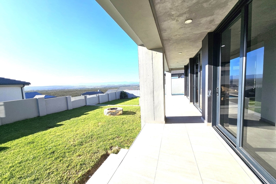 4 Bedroom Property for Sale in Blue Waters Estate Eastern Cape